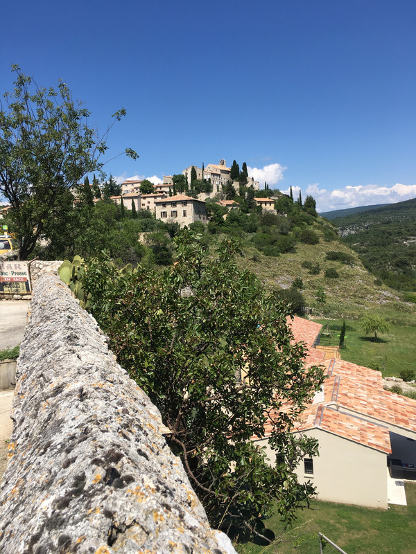 F9EE91B2-568E-4FDE-A236-FF423E9C1BFD