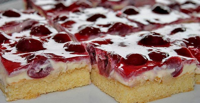 Kirsch Schmand Blechkuchen Kirsch Schmand Blechkuchen