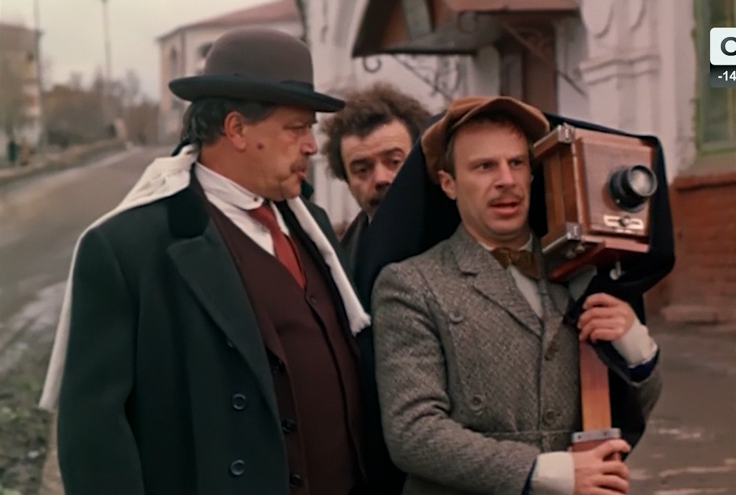 Один и без оружия007243