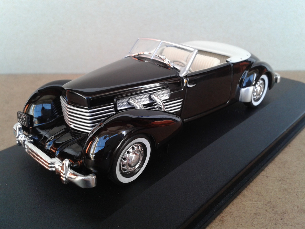 1937 Cord 812 Phaeton Convertible (Ixo-Altaya) (1)