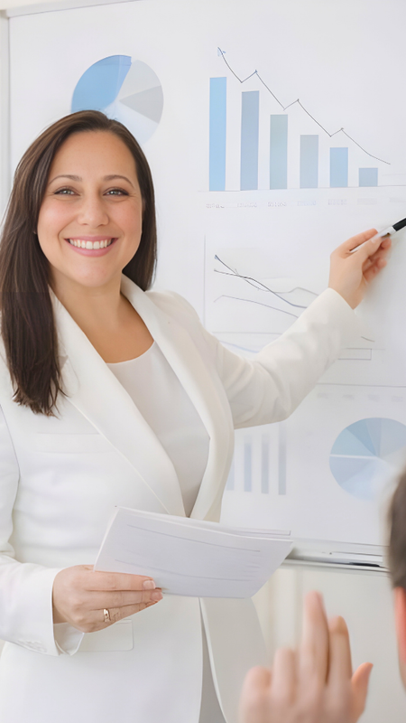 Layane Spindola - Trajetória Profissional