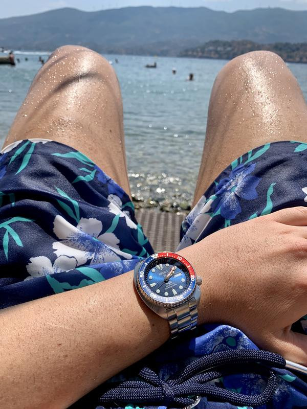 E58D8234-5F08-4C4D-926A-3EFFA1E70E3D