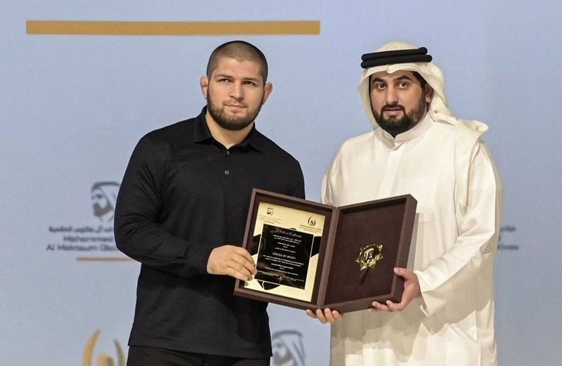 Хабиб Нурмагомедов получи престижна награда в ОАЕ 