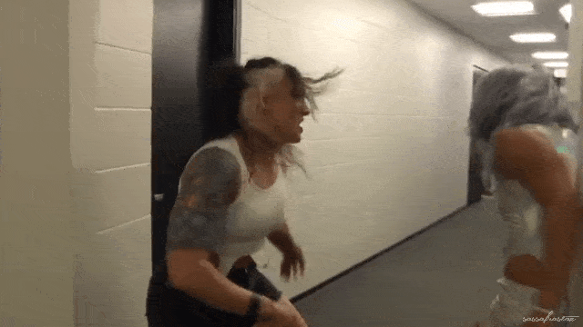 aew_20241113_mone_promo4