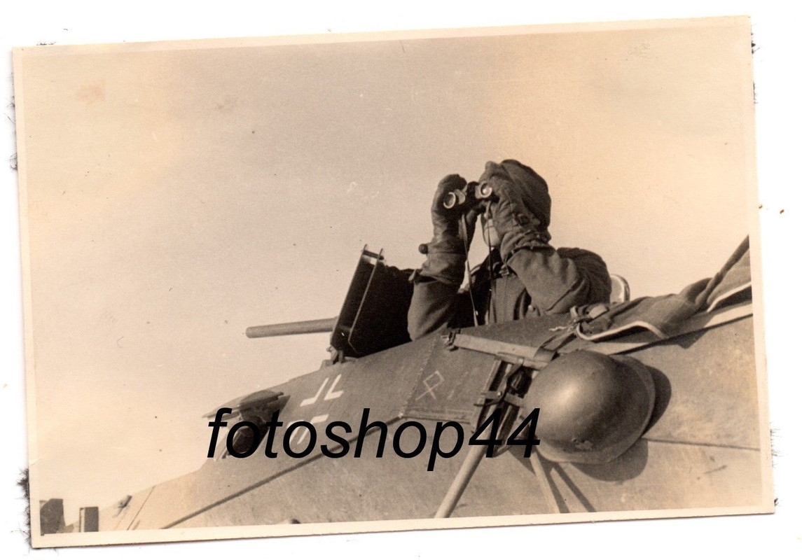 WH Panzer SdKFZ Panzerjäger mit Wappen