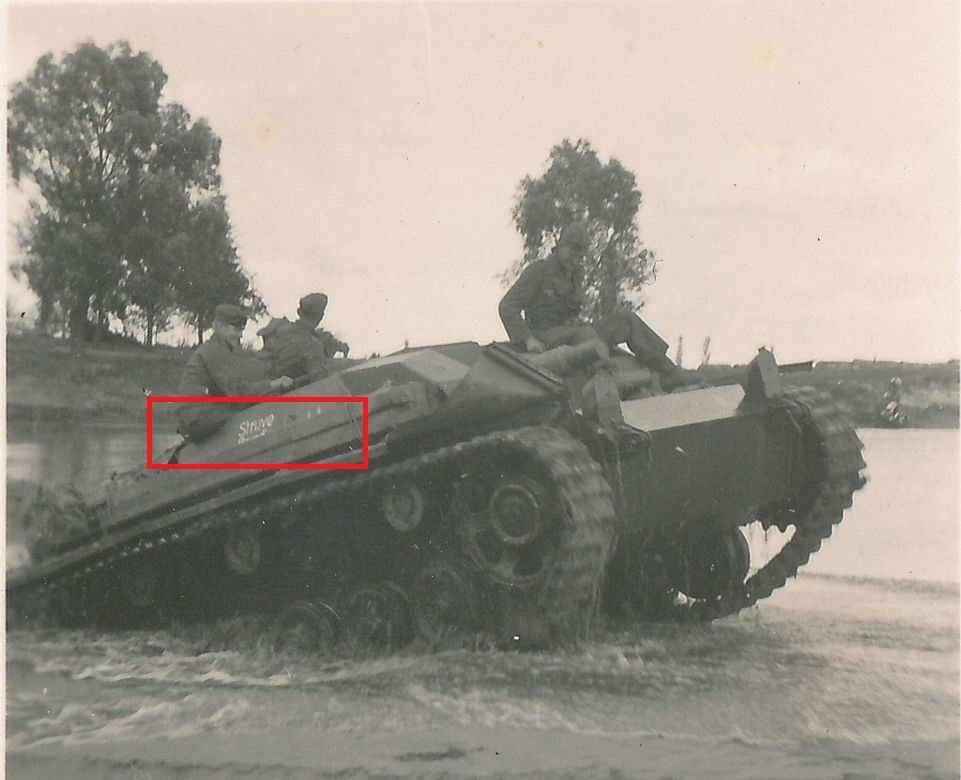 Sturmgeschütz STUG III mit Name STRUVE Sturmgeschütz Abteilung 2