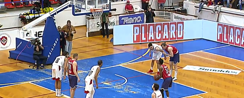 BASQUETEBOL: BENFICA VENCE U.OLIVEIRENSE E EMPATA FINAL