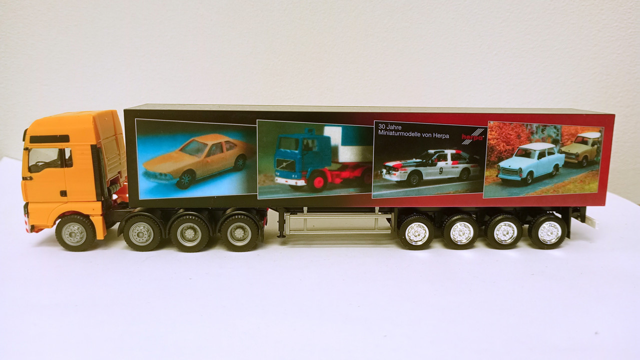 Mach (3713)