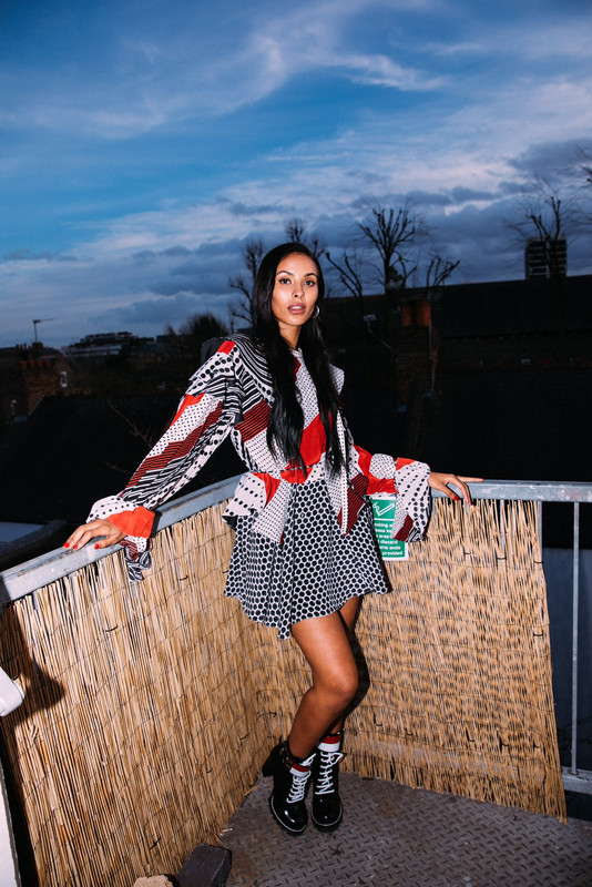 [Image: D1q-ESDMWo-AEa-NBp.jpg]