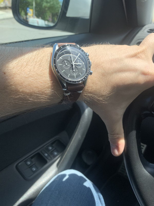 AC619EB2-05DE-449F-B89C-5B92577BA5D6