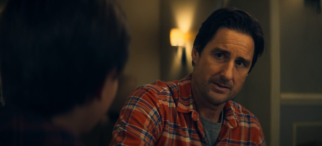 Stargirl.S01E01.Pilot.1080p.10bit.BluRay.AAC5.1.HEVC-Vyndros.mkv_snapshot_25.54_[2020.10.10_03.24.29