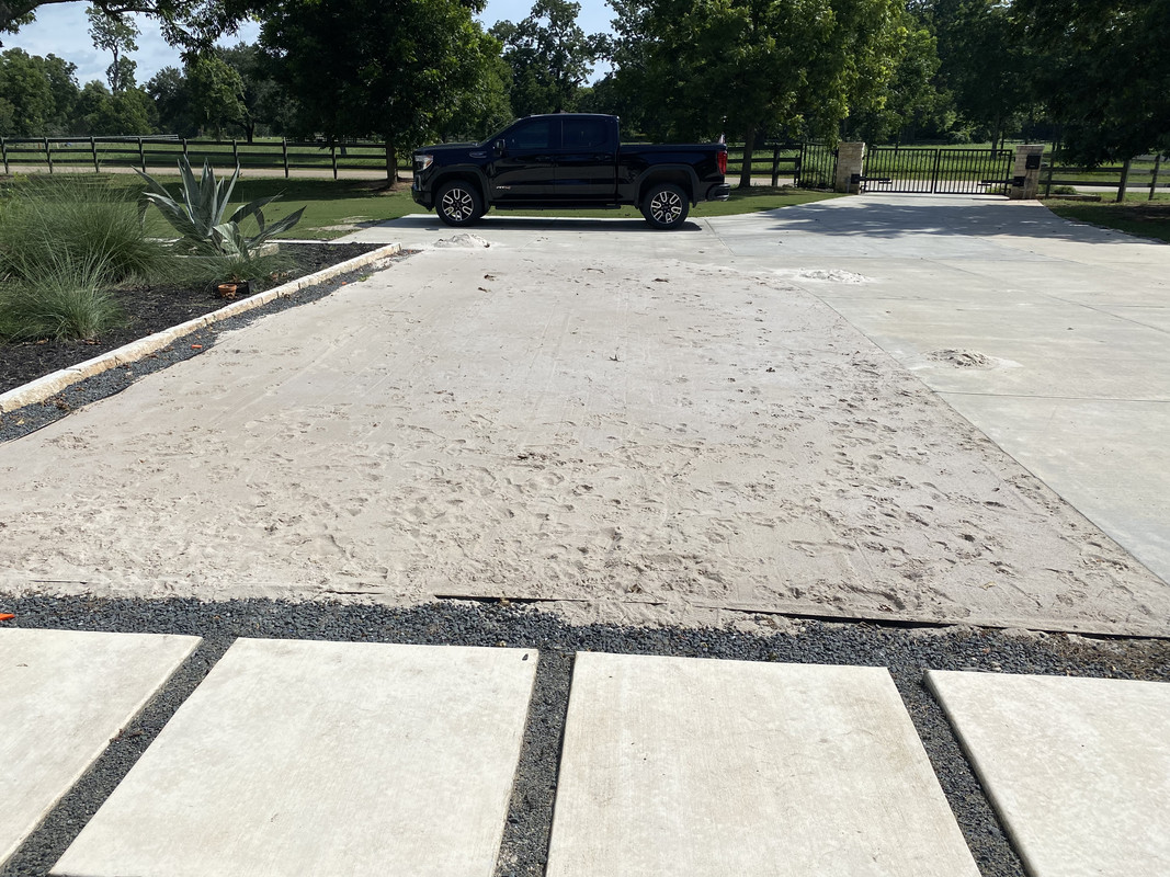 F7C01DFB-C45E-4BED-8D8C-A20E00CFACDF