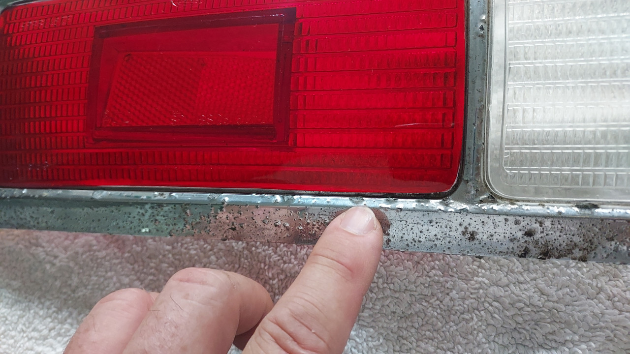 C91EEFD3-4B53-4F08-8DF5-ED95F8FFE050