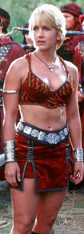 Renée_o_Connor_as_Gabrielle_in_Xena