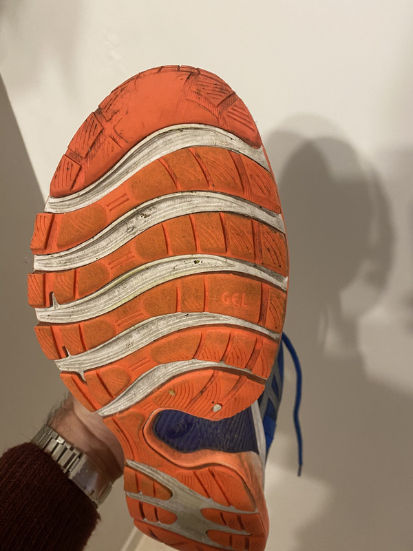 3E52F73B-527A-4C9A-A38A-5A7E3BA4B662