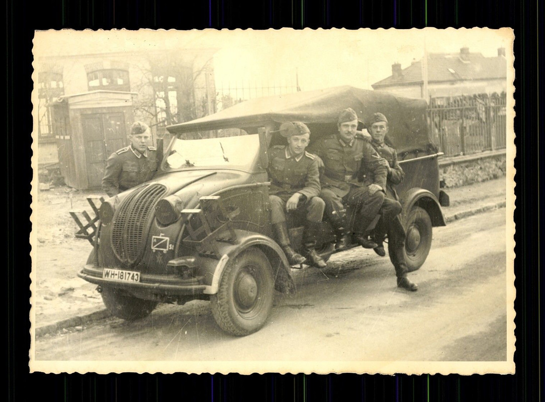 Foto Deutsche Wehrmacht Steyr 250 Kübelwagen Sol