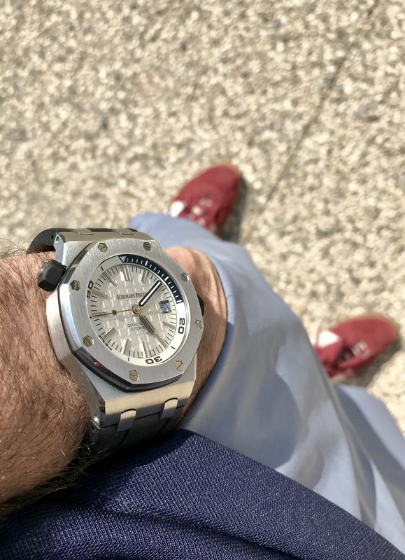 Le club des heureux propriétaires d'Audemars Piguet - Tome V - Page 26 IMG-1575