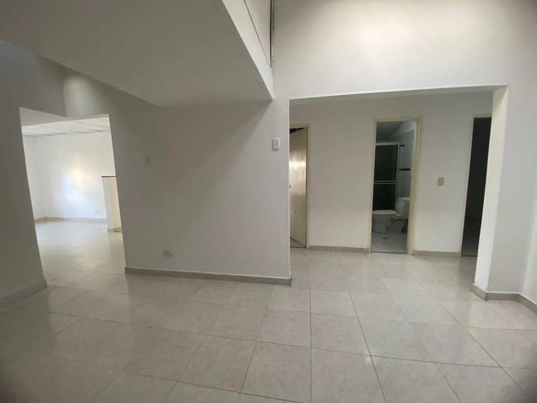 WhatsApp Image 2025-09-22 at 4.02.12 PM (2)