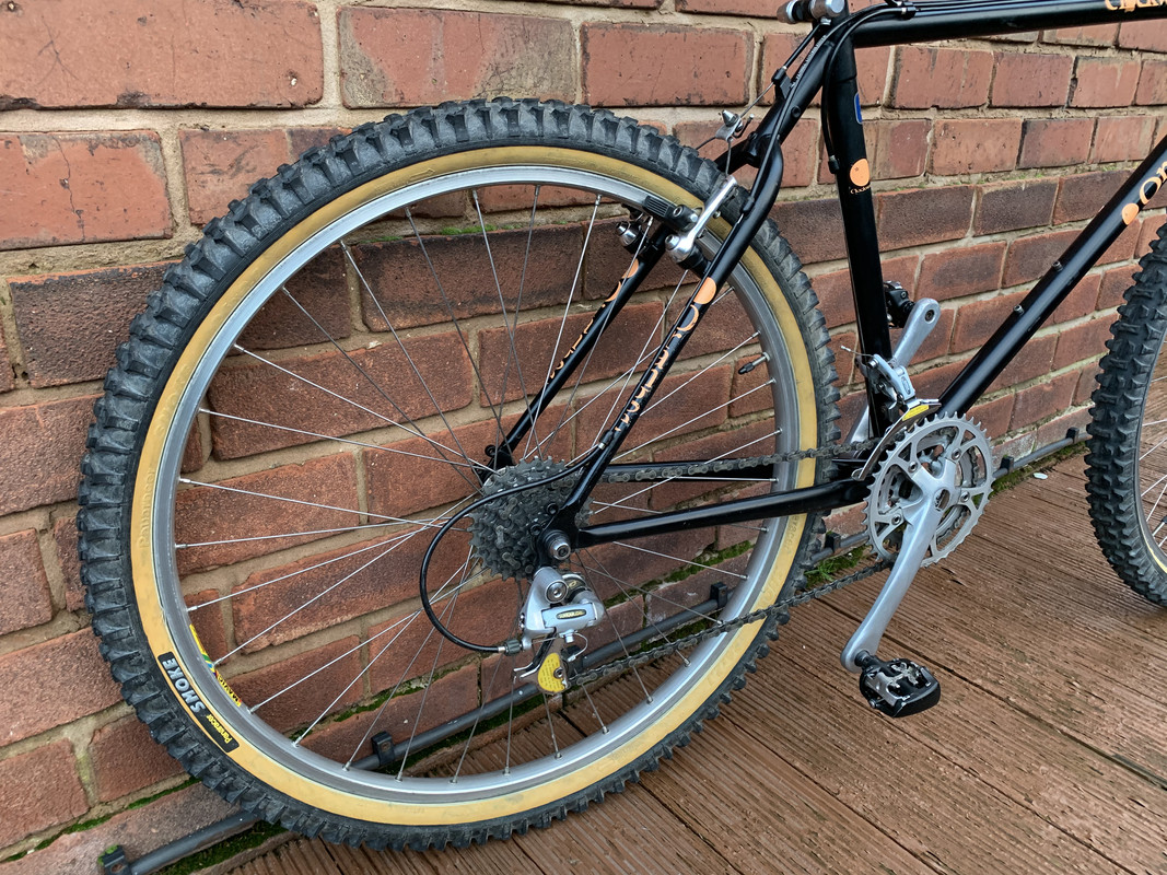 98FC687C-99AC-4FDC-969F-EC4761F994AB