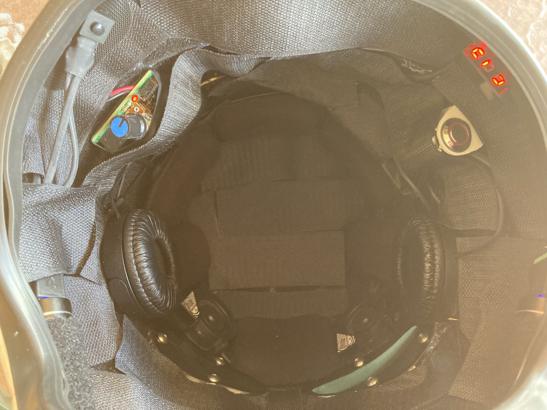 Helmet-Inside-01.jpg