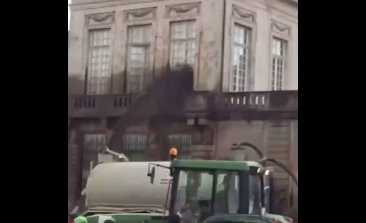 Agricultores lanzan estiércol a edificios de gobierno en Francia: Video