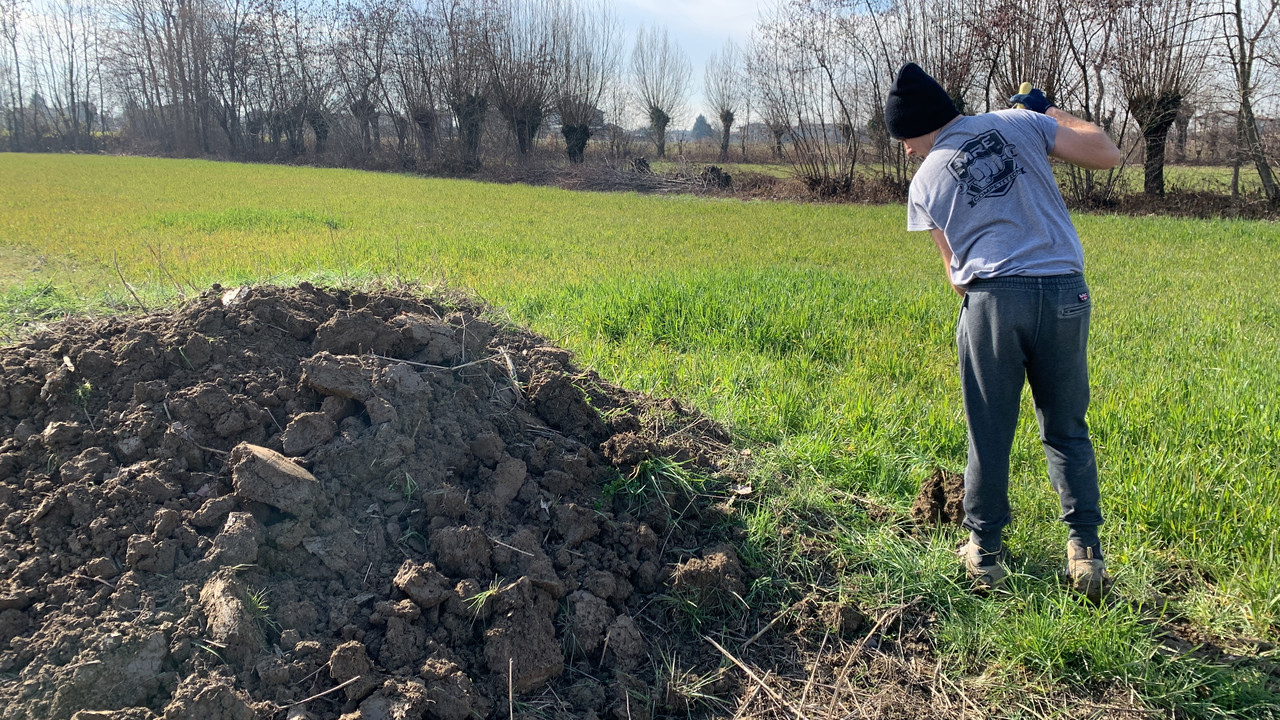 7A327EB7-0742-4E26-AD6C-7056E38FEDFD