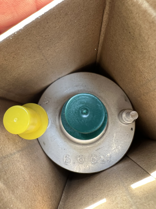 21F42711-39EF-4CE2-BBE0-8D8BA41B32C0