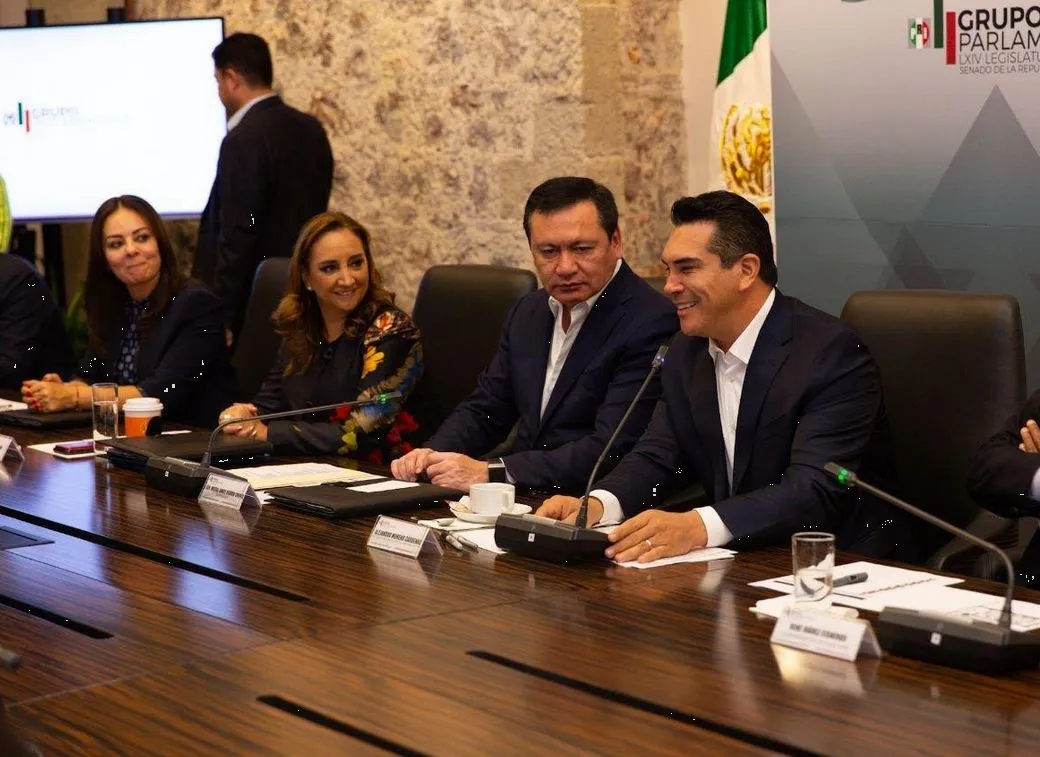 “Deslealtad y cobardía se pagan con olvido”; los leales a Peña “expulsados” del PRI