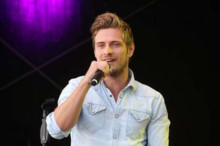 jorn-schlonvogt-actor-singer-interpreter