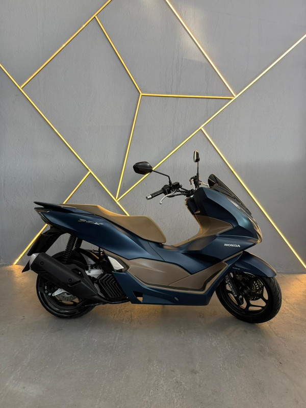 Honda PCX 160 DLX - Foto principal