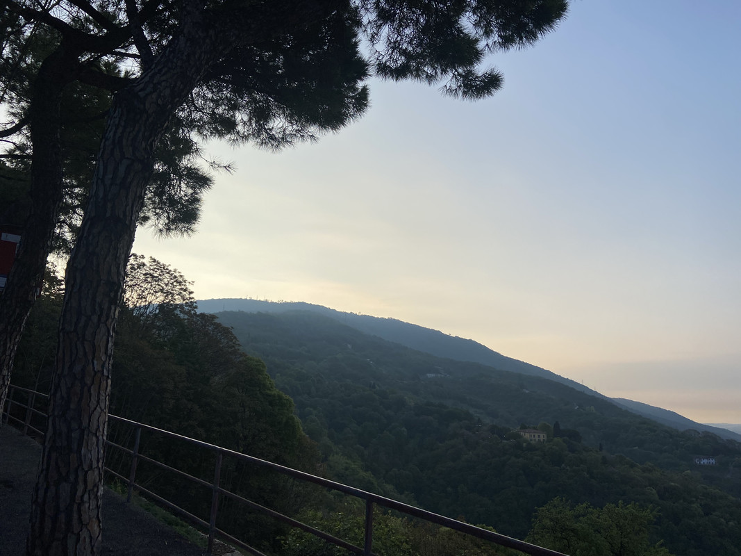 FEE2EE3D-5938-4124-B1AB-7DE8A453AA0E