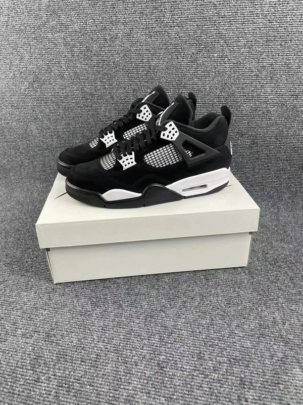 AJ4 Up Shop Shoes & Clothes