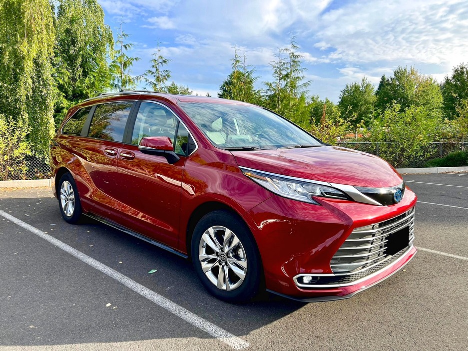 2024 Toyota Sienna Limited