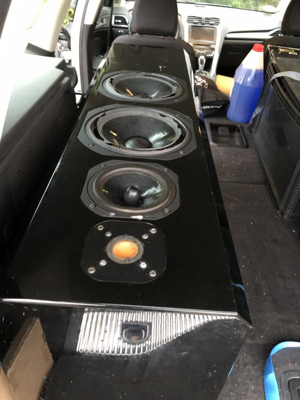 23DE85D1-9E83-4B65-A5BA-3C552C0B5C6E