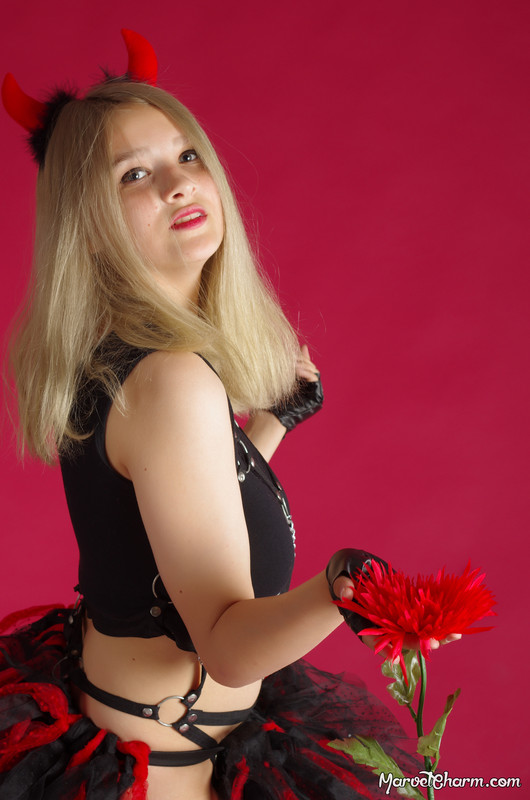 MarvelCharm_Lena-Halloween-2016-055