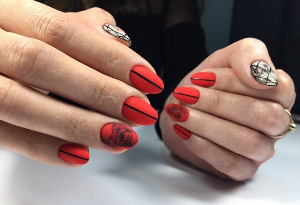 Маникюр в красном цвете на острые ногти. Фото, дизайн, оттенки, модные тенденции 2020