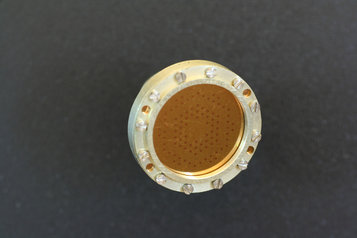 [Bild: 04c-Schoeps-MK240.jpg]