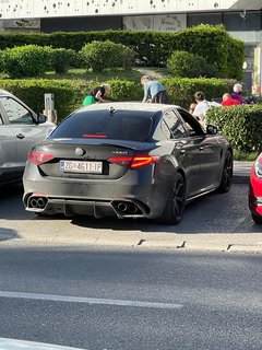 4C94A1F9-F9E0-4FD9-B10F-8CB3A878859F