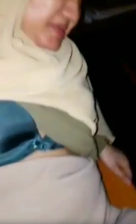 Ngewe Jilbab Coklat