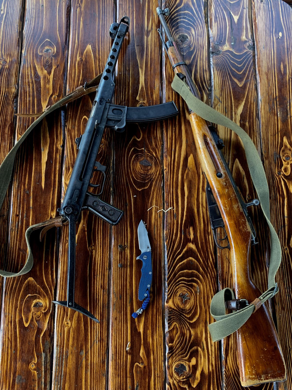 A049E943-B6B4-4186-A56C-A92892F57083