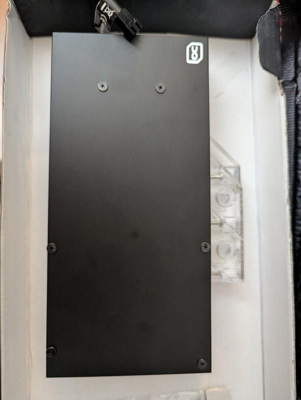 PXL 20251222 223932906