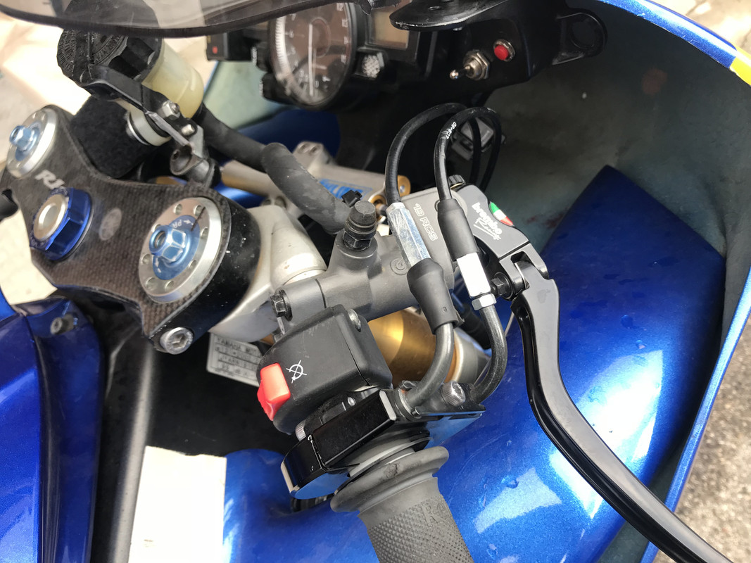 95D77B79-0233-42DE-BF42-8E230D00A750