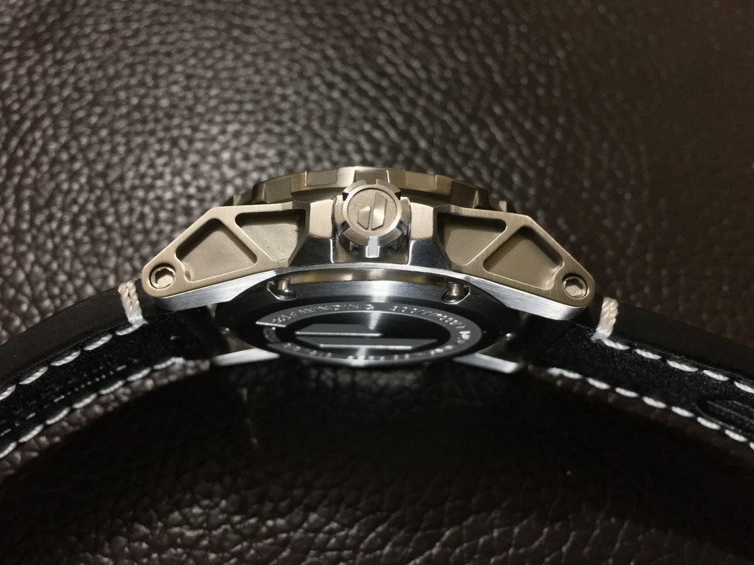 ABD67872-F9C5-47F5-91A9-FC6DFD5DA079