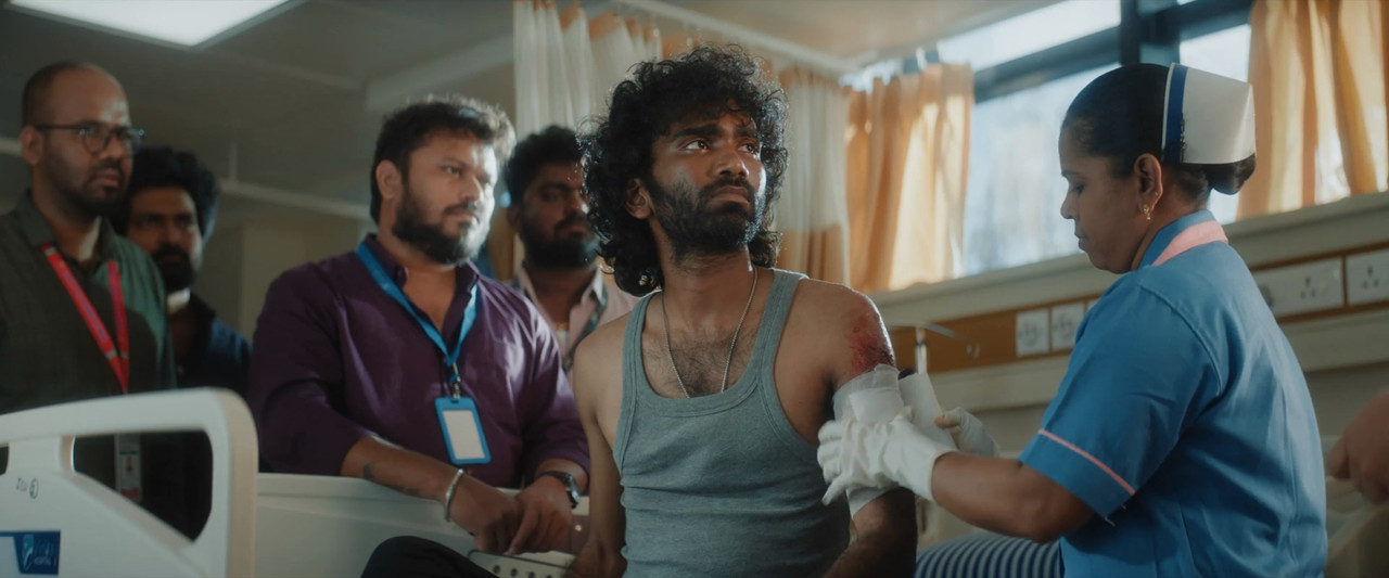 Dragon 2025 WebRip [Hindi + Tamil + Telugu + Malayalam + Kannada] 480p, 720p, 1080p ESub Screenshot