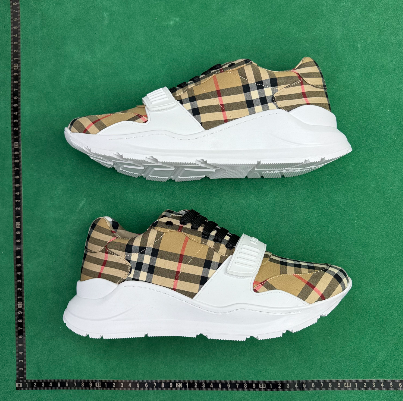 455、Alexander McQueen