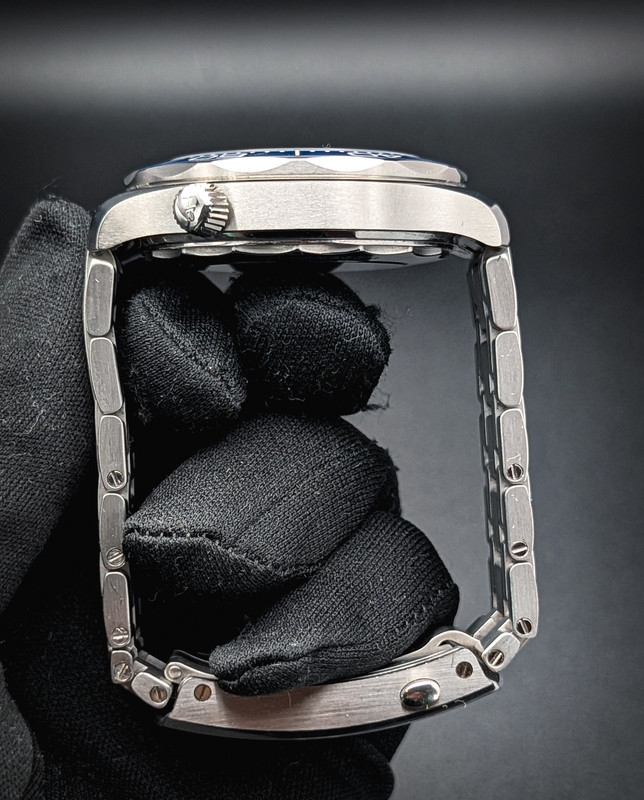 PXL 20260205 045531888 PORTRAIT ORIGINAL