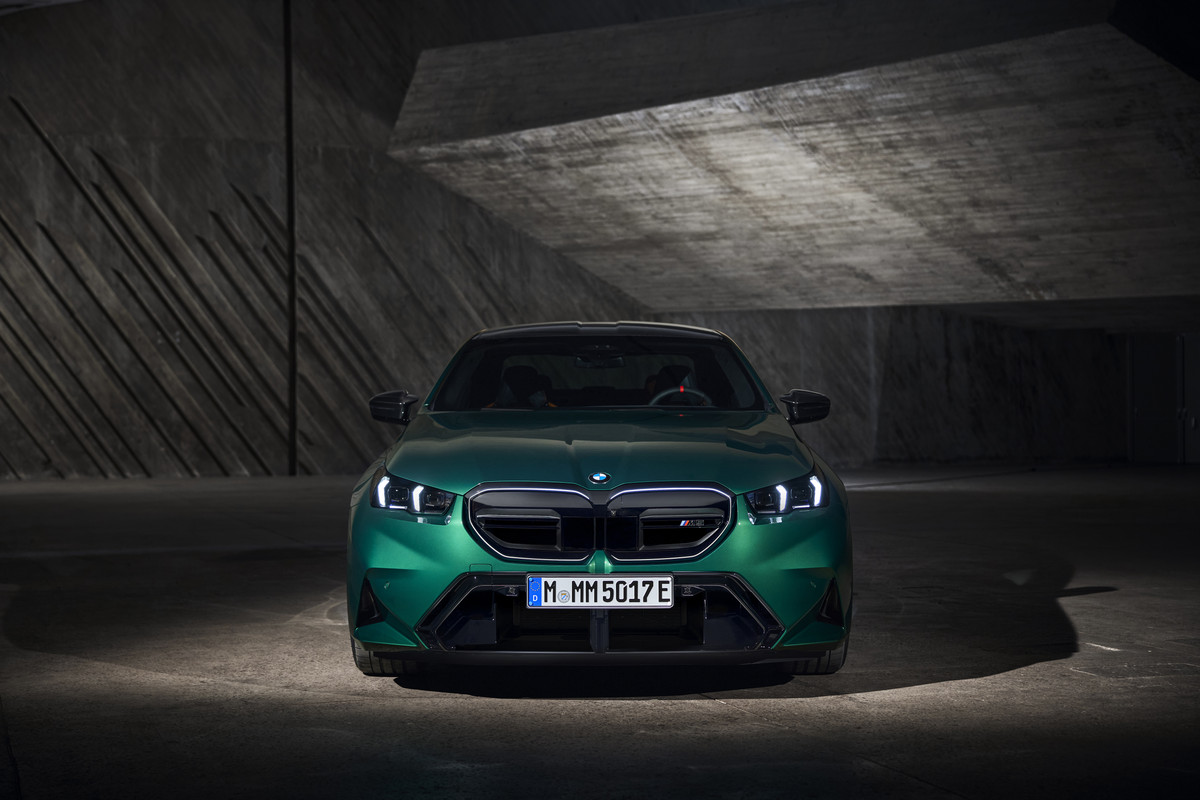 P90557460_highRes_the-all-new-bmw-m5-0