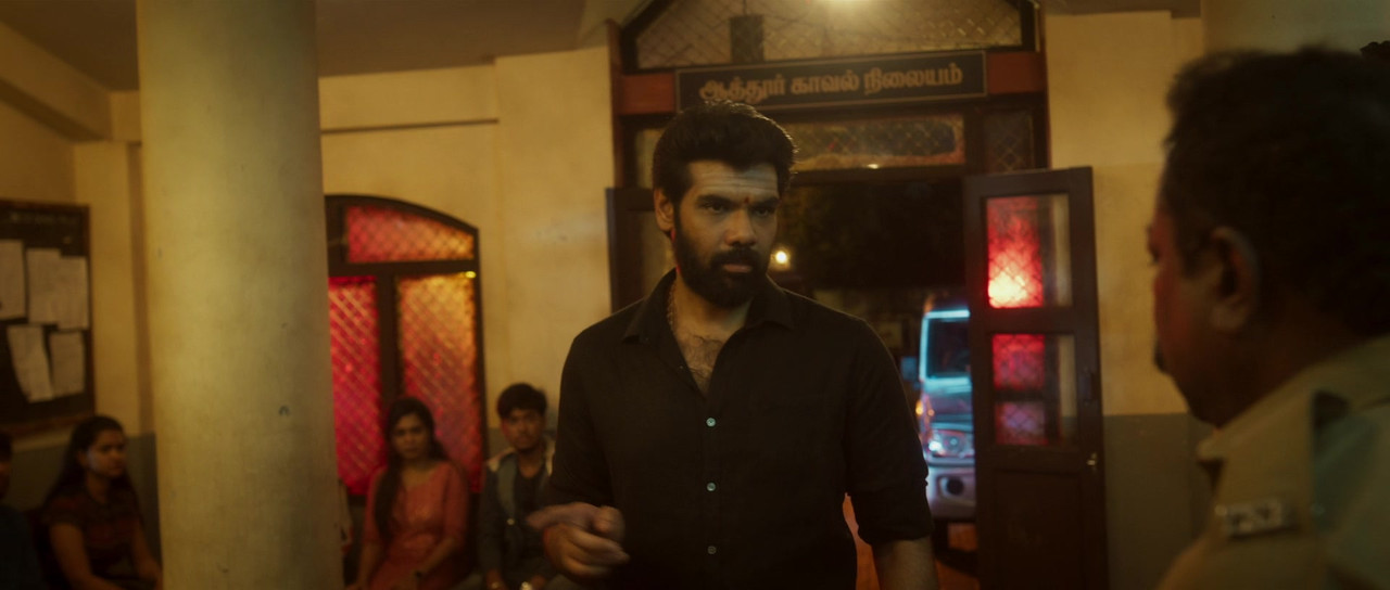 Ten.Hours.2025.1080p.AMZN.WEB-DL.DD 5.1.H.264-playWEB_000009