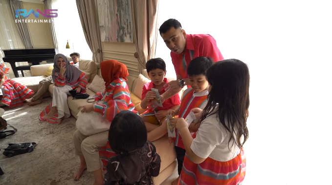 Raffi Ahmad penasaran amplop THR milik Rafathar