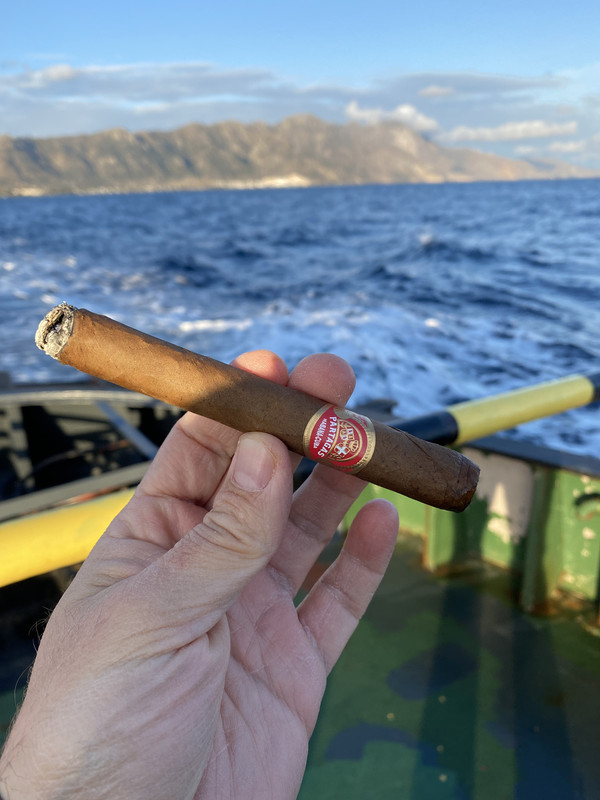 CE7EE8F5-998B-415E-B22F-7219BBB1C565